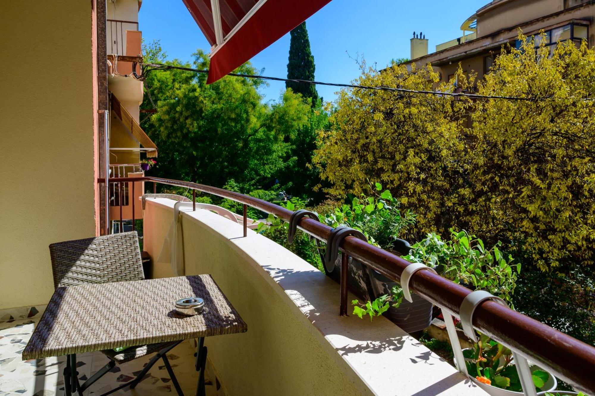 And Luxury Apartman